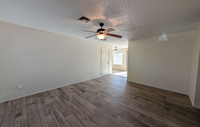 4 Bedroom 2 Bathroom Sun Meadows Home