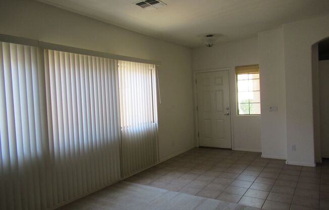Nice 4 Bedroom Home in San Tan Valley!