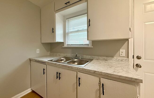 440 N Indiana - 1 Bedroom