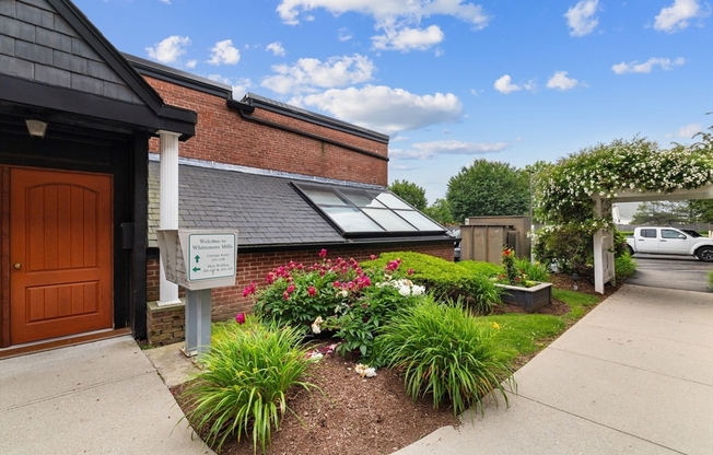 21 Linden St 304