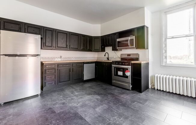 1 bed, 1 bath, $1,099, Unit Apt. 1