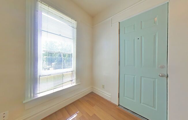 Studio ~ Close to Campus