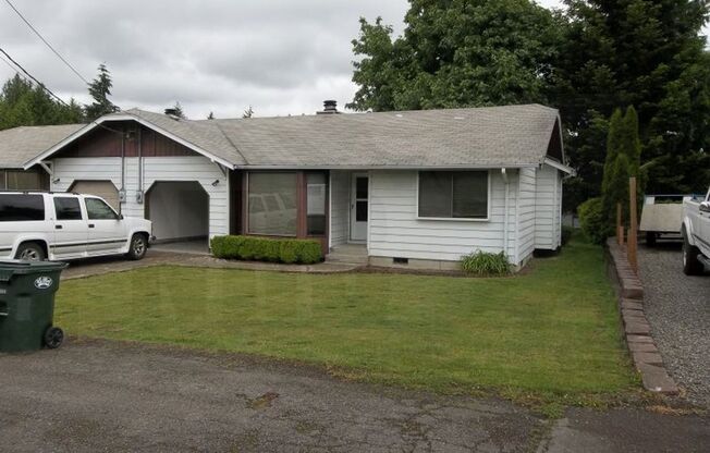 Beautiful 2 bd, 1 ba duplex in Puyallup!