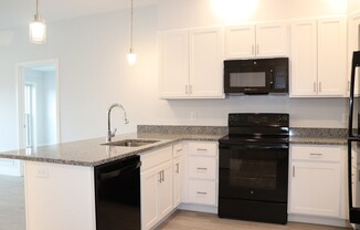 1 bed, 1 bath, 618 sqft, $2,300, Unit 124