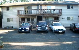 2-bedroom, 1-bathroom Apartment Located In The Heart of Bellingham  Close to WWU and Fairhaven