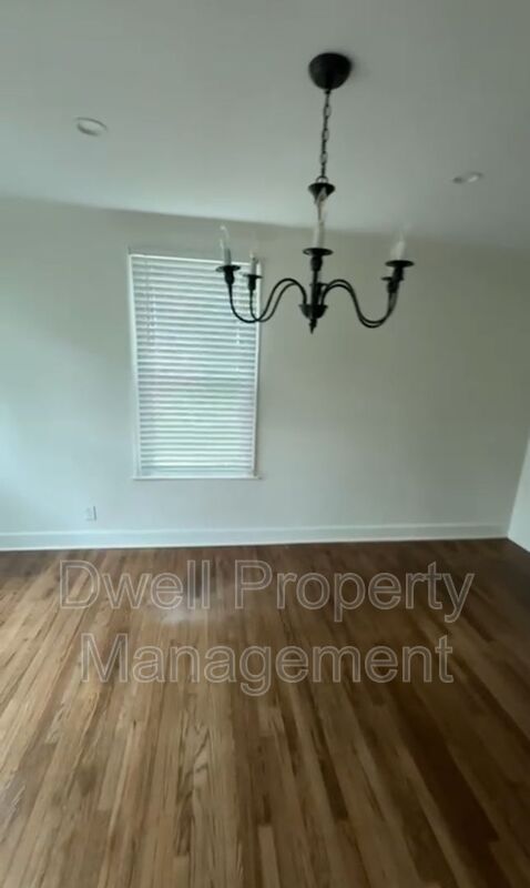 1008 MERRY ST