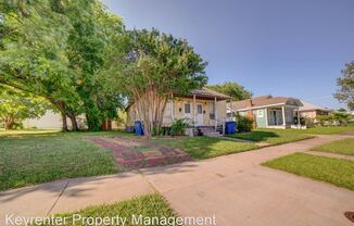 1625 E 4th Street