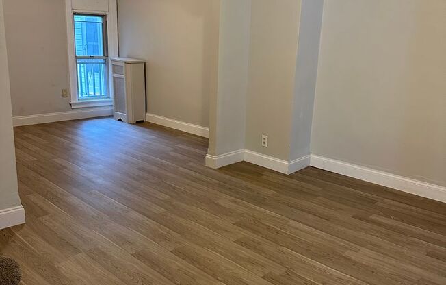 3 Bedroom Home in Bridesburg for Rent!