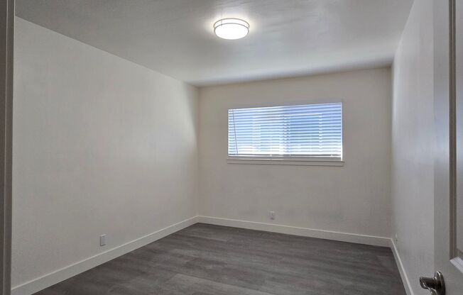 2 beds, 1 bath, 835 sqft, $2,495, Unit 2