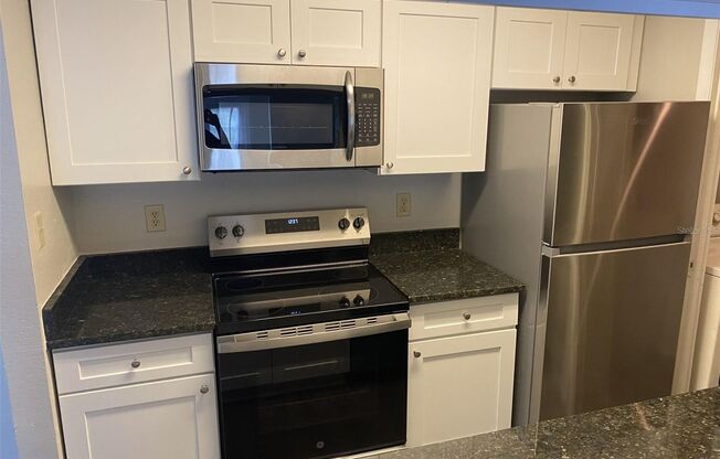 2 beds, 1 bath, $1,500