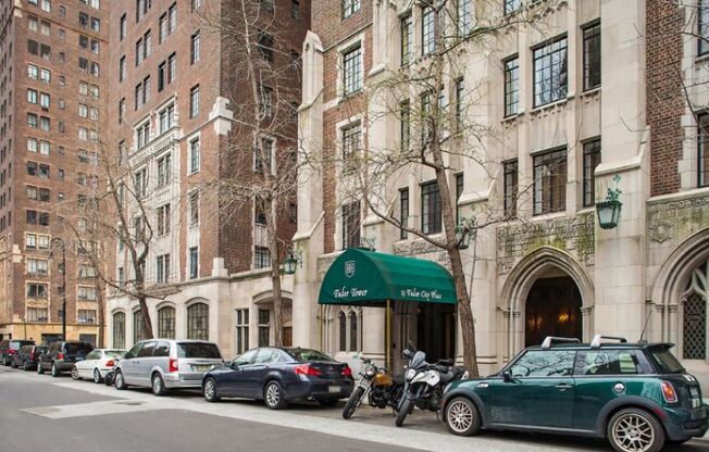 25 TUDOR CITY PL