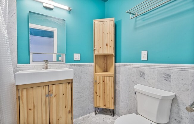 Studio, 1 bath, 350 sqft, $2,500, Unit 204