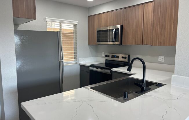 1 bed, 1 bath, 495 sqft, $2,715, Unit F-131