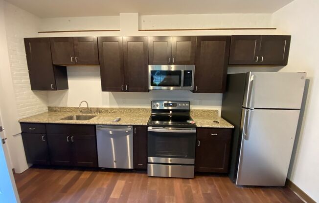 1 bed, 1 bath, 567 sqft, $1,225, Unit Unit 17A
