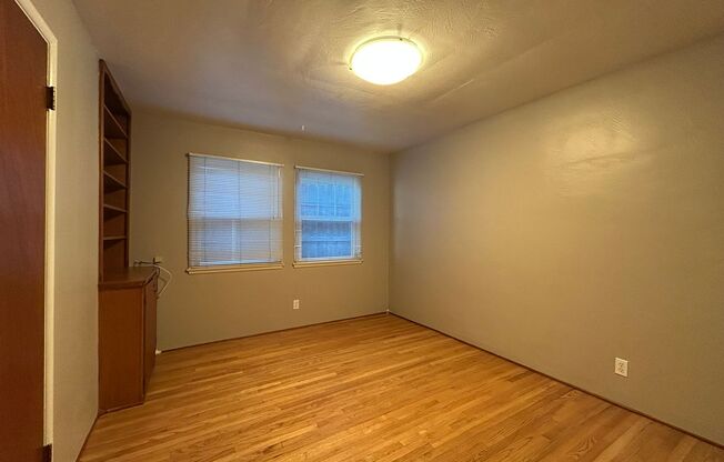 2 beds, 1 bath, 1,200 sqft, $2,195, Unit 11146