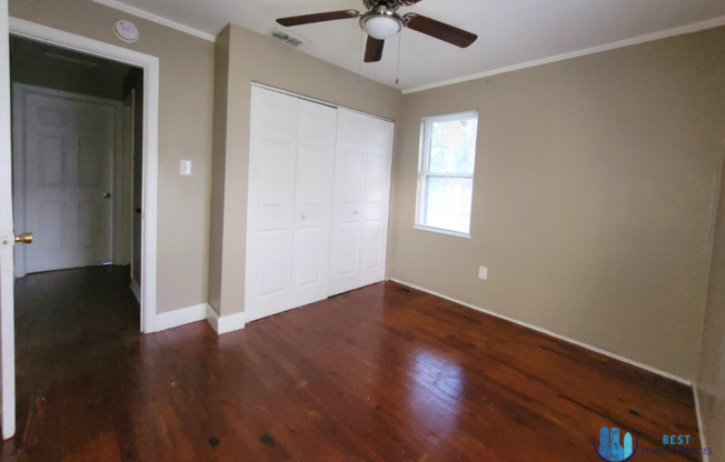 2 beds, 1 bath, $1,350