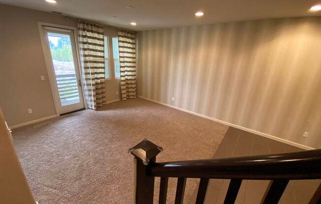 4Br4Ba Former Model Townhouse Top of the Line!