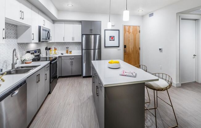 1 bed, 1 bath, 691 sqft, $2,625, Unit 2327