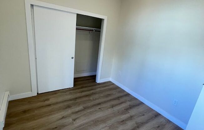 2 beds, 1 bath, 760 sqft, $2,845, Unit 704