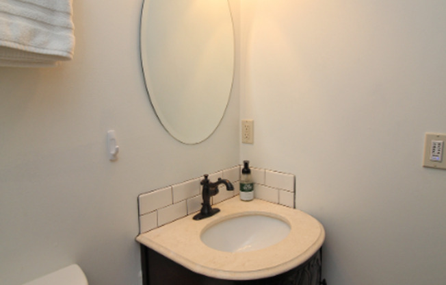 Studio, 1 bath, 275 sqft, $1,095