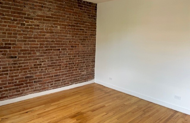 107 SULLIVAN ST