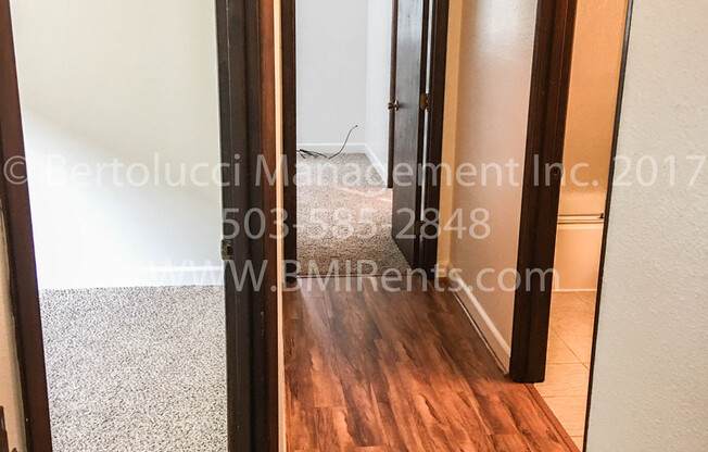 3 beds, 2 baths, 1,250 sqft, $1,475, Unit #11 559 Greenwood Dr. NE