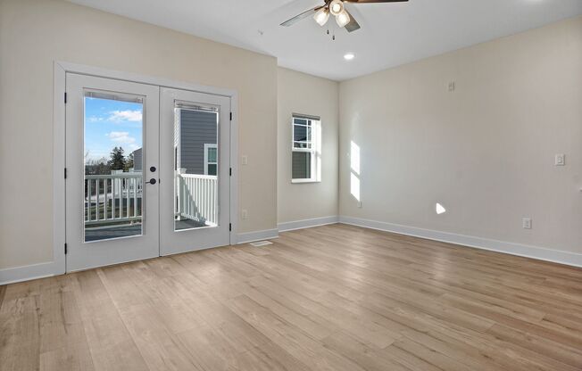 3 beds, 2.5 baths, 1,960 sqft, $2,600, Unit 116 Eiche Drive - Unit 2