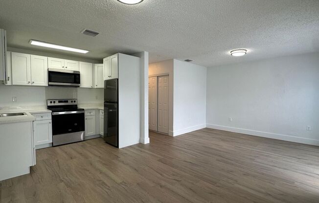 Miramar Apts