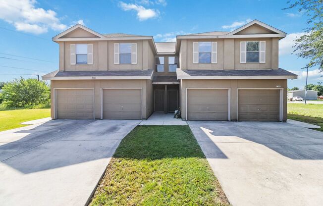 Beautiful 3bedroom, 2.5 bathroom townhome!