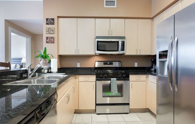 1 bed, 1 bath, $2,950, Unit #525