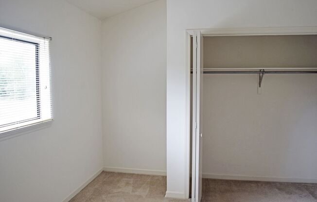 1 bed, 1 bath, 529 sqft, $1,000, Unit K-09