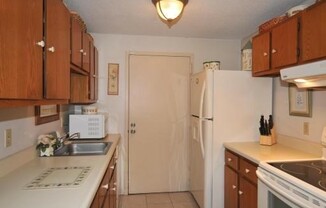 1 bed, 1 bath, 758 sqft, $1,950, Unit 4