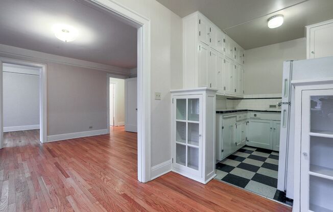 1 bed, 1 bath, 630 sqft, $1,550, Unit 201