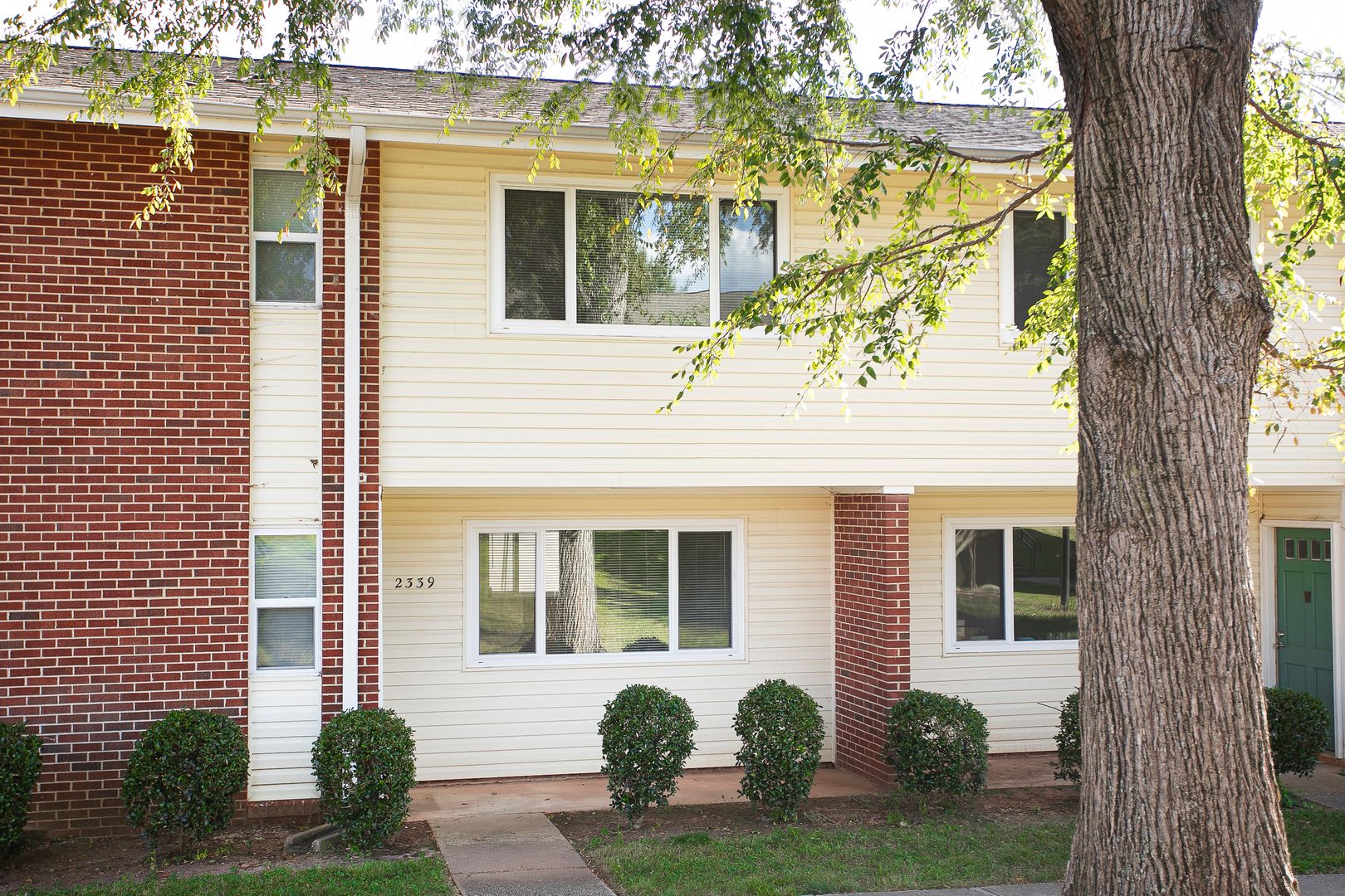 3 bed/2.5 bath right across from NC State's Centennial Campus!