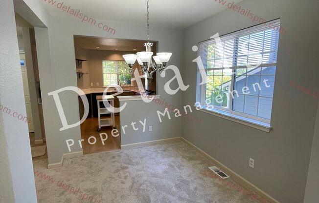 **COMING SOON** 3 BR bedroom Silverdale Townhouse