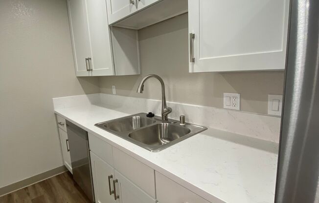 Los Olivos Apartments