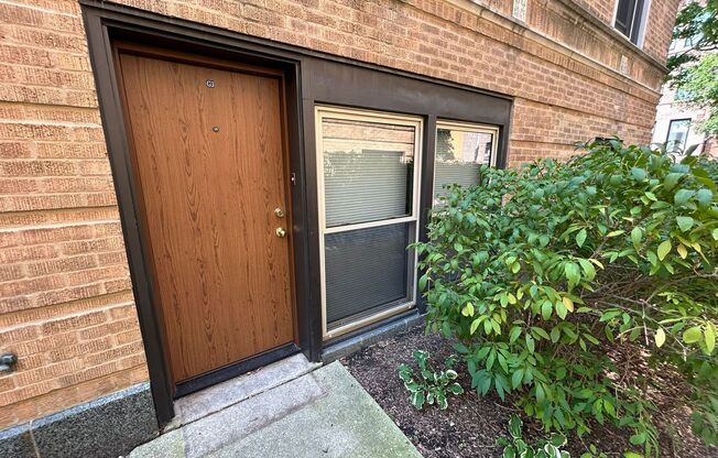 1 bed, 1 bath, 425 sqft, $1,655, Unit 233-G3