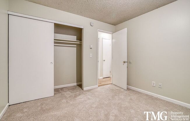 2 beds, 2 baths, 946 sqft, $1,500, Unit 12