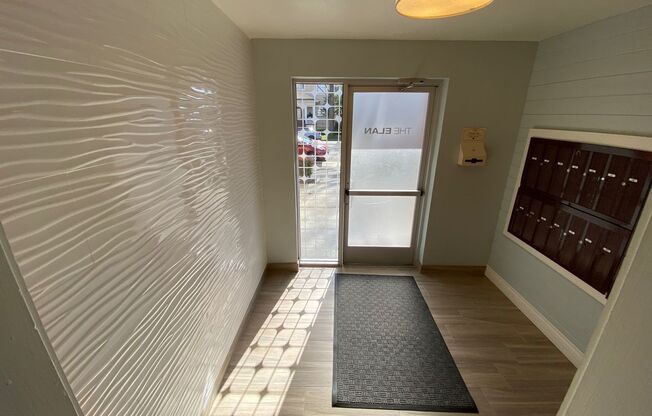 Marvelous Modern Midtown- The Elan
