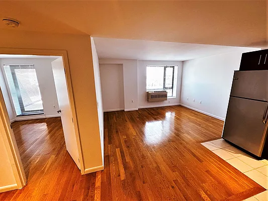 Studio, 1 bath, $3,477, Unit 14D