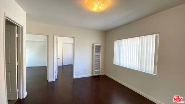 3 beds, 2 baths, $3,100, Unit 3/4