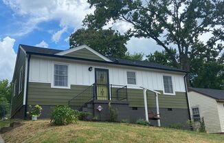 Amazing Renovation in East Nashville / 2 Bedrooms / Fenced in Backyard with Patio / Front Porch Swing / Hardwood Floors
