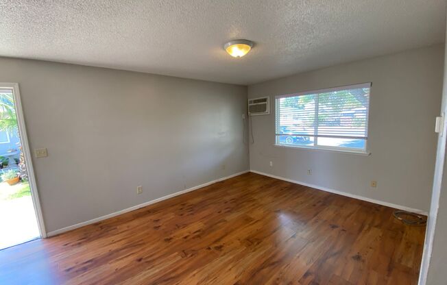 2 beds, 1 bath, $1,675, Unit 291A