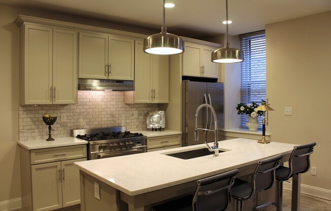 2 beds, 2 baths, 1,187 sqft, $2,295, Unit 103