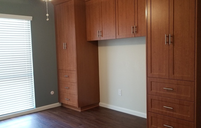 1 bed, 1 bath, 475 sqft, $2,125, Unit 18