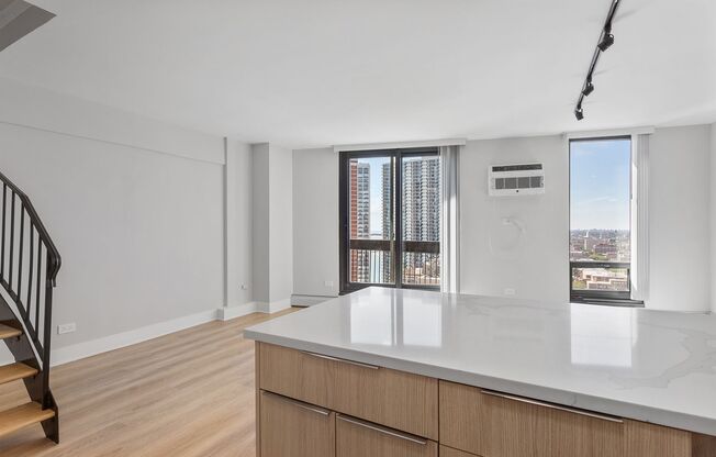 1 bed, 1.5 baths, 667 sqft, $2,550, Unit 26J
