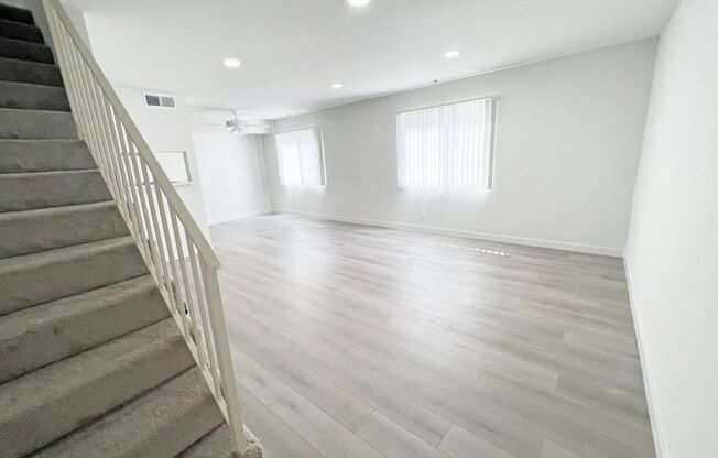 Beautiful Specious Northridge Two Story Townhome w/ Central A/C, Balcony and Closets Galore!