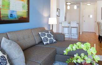 2 beds, 2 baths, 1,018 sqft, $7,210, Unit 25J