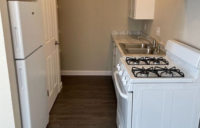 1 bed, 1 bath, 500 sqft, $775, Unit 5508-B