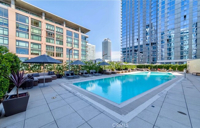 1 bed, 1 bath, 920 sqft, $2,900, Unit 909